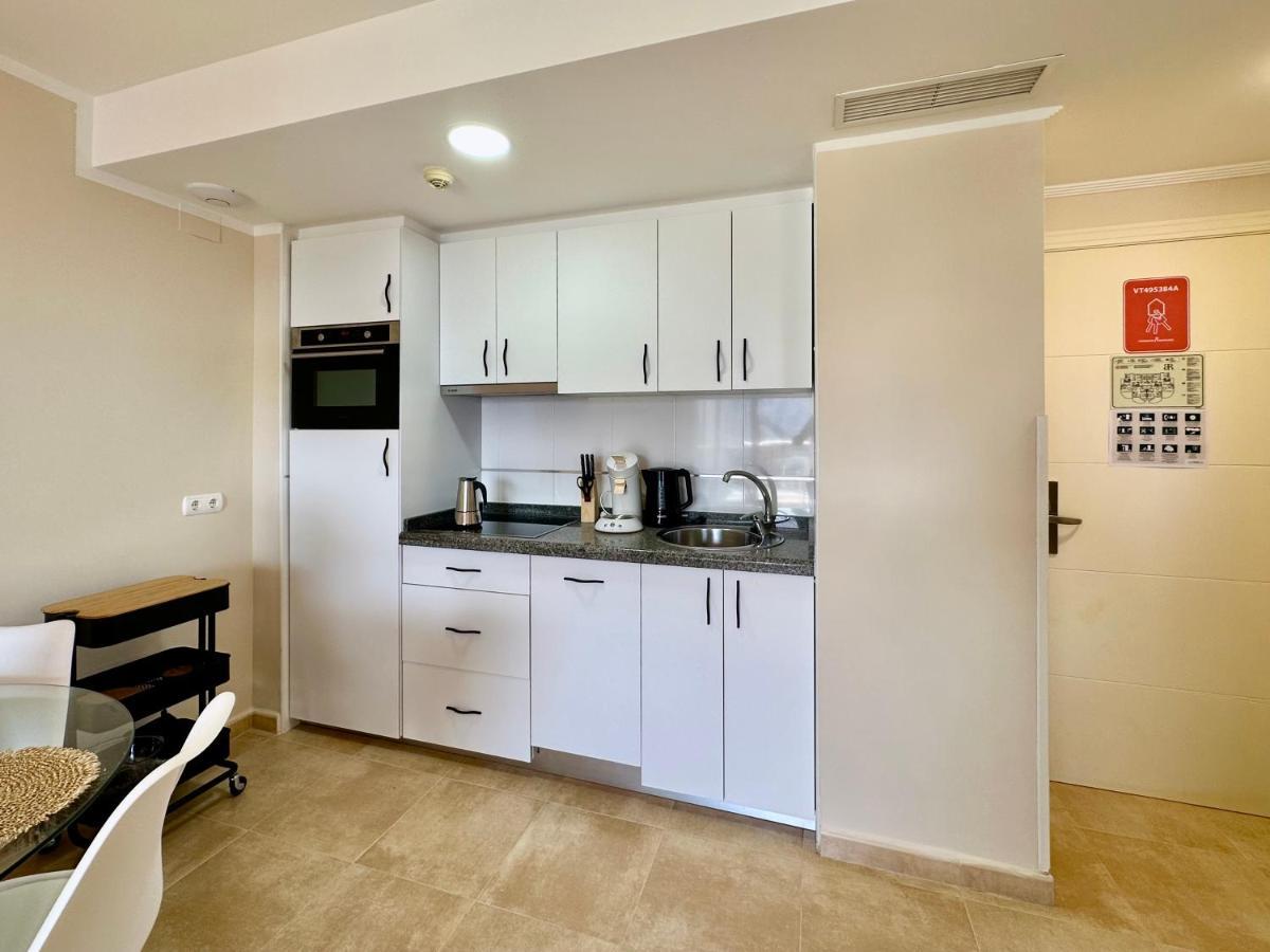 Clubrent - Esmeralda Suites 21º Piso Кальпе Экстерьер фото